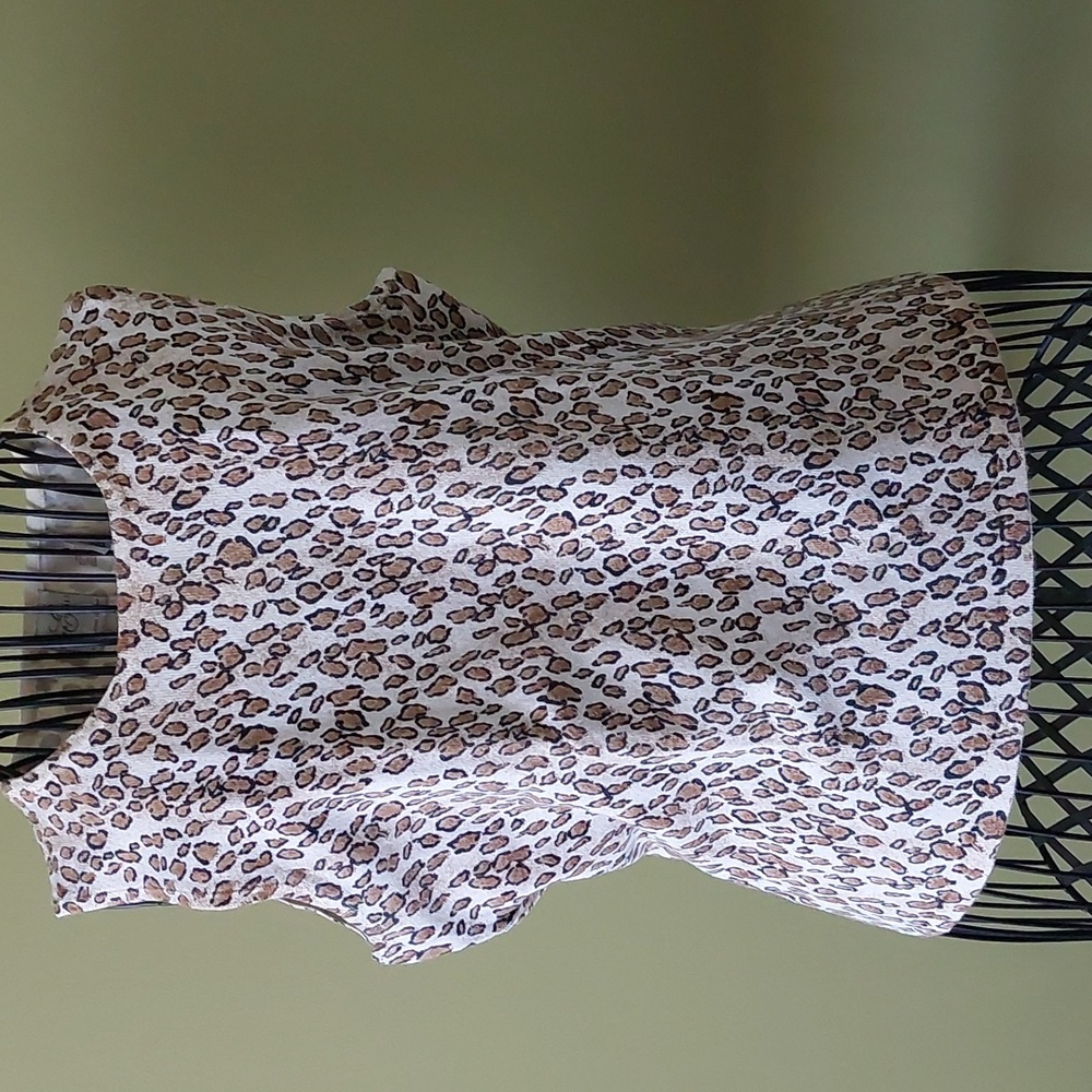 Top, "EMMA JAMES" SIZE M, 70% Cor tton, 30% Nylon